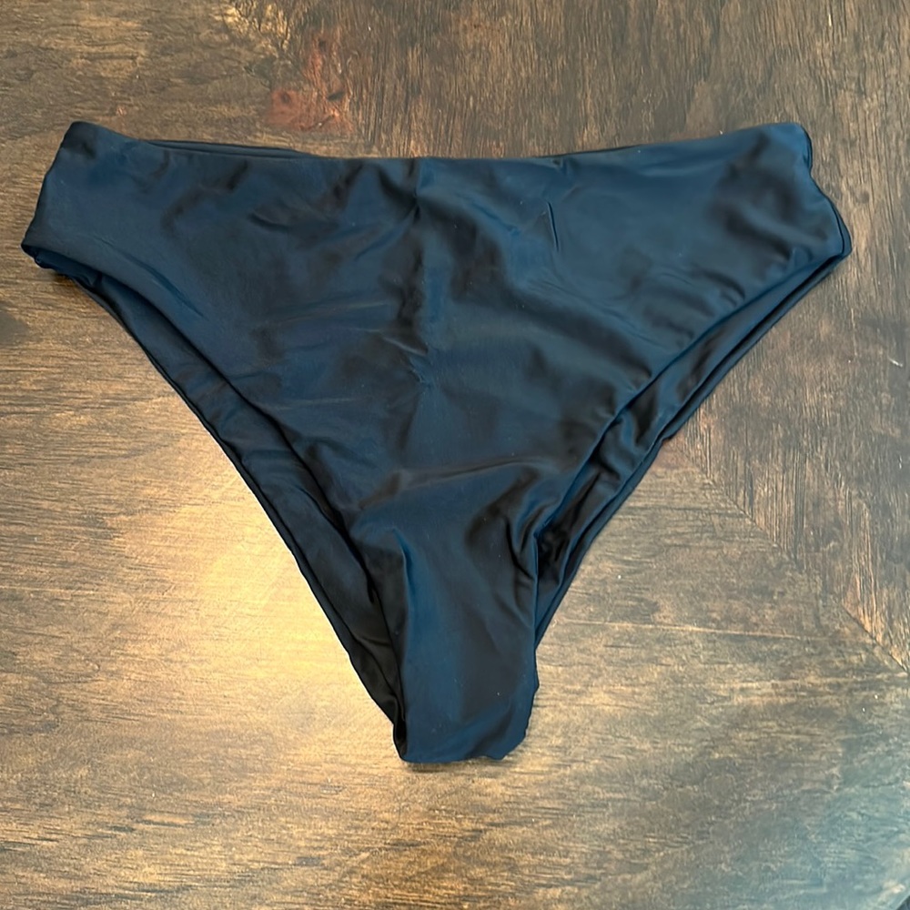 Size L Black Bikini Bottoms